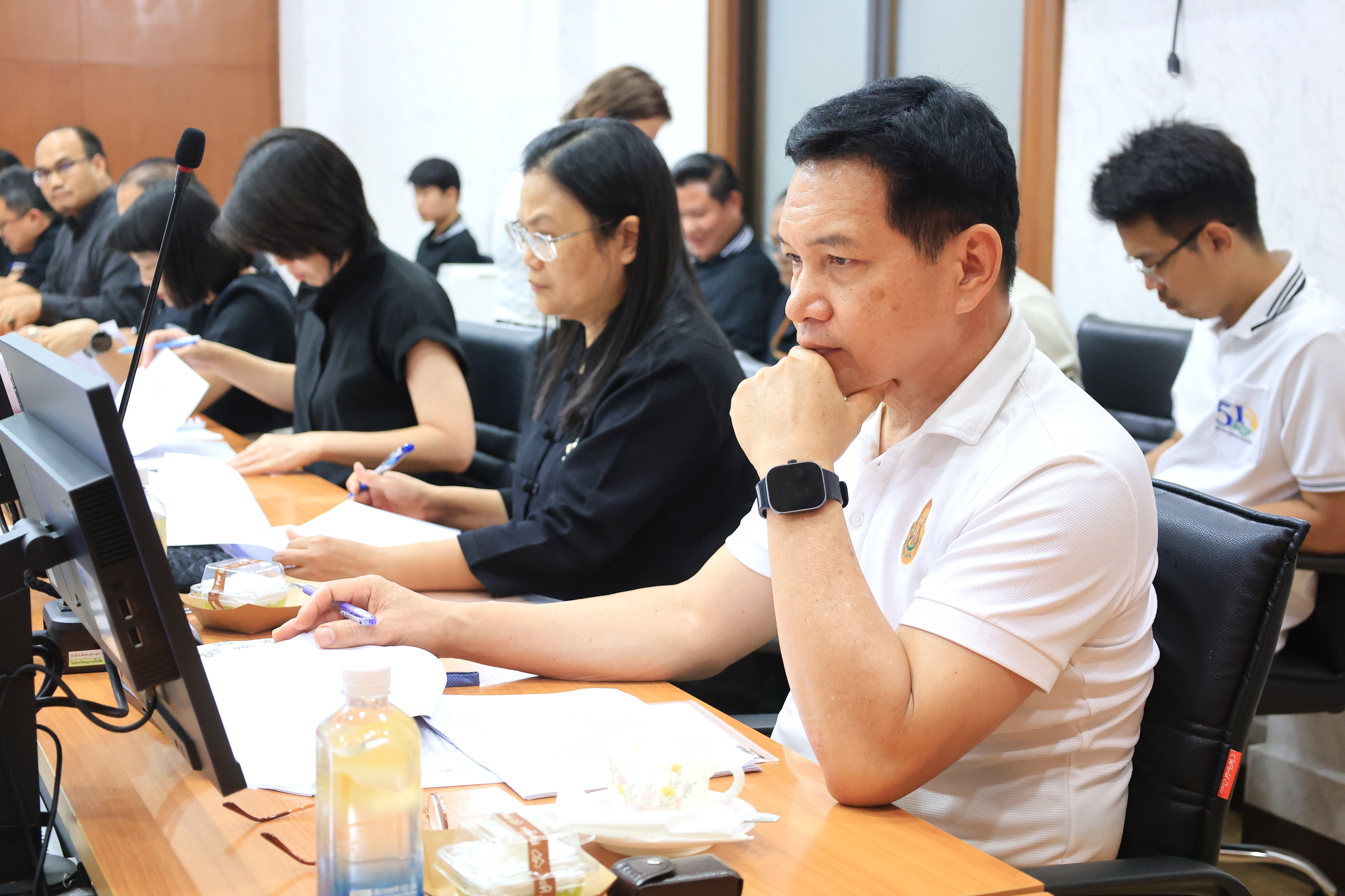 title - สำนักกฎหมาย จัดประชุมรับฟังความคิดเห็น(ร่าง)ระเบียบคณะกรรมการปฏิรูปที่ดินเพื่อเกษตรกรรม ว่าด้วยหลักเกณฑ์ วิธีการและเงื่อนไข ในการพิจารณาให้ใช้ประโยชน์ที่ดินเพื่อจัดทำกิจการสาธารณูปโภคและกิจการอื่นๆ อันเป็นประโยชน์สาธารณะในเขตปฏิรูปที่ดิน พ.ศ. ....